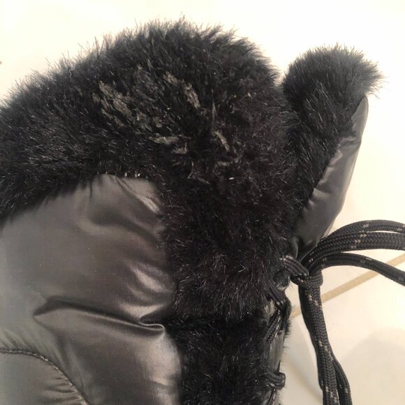 THE NORTH FACE Womens Alphy Nuptse Goose Down Boot Size 6 Black Faux Fur - Picture 10 of 10